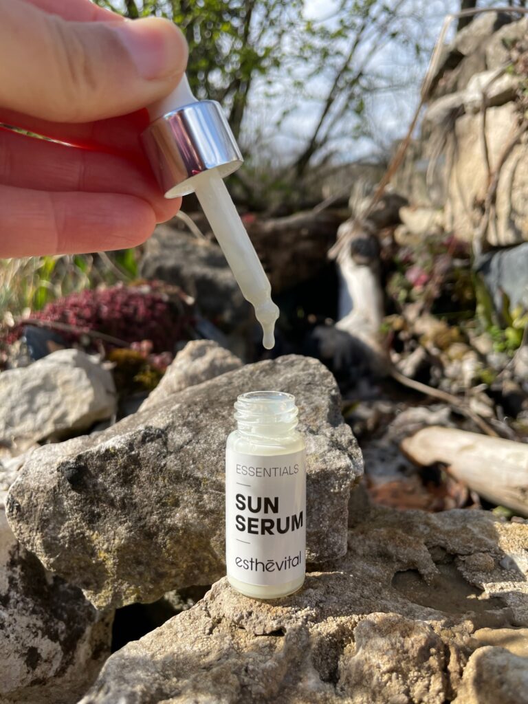 Sonnenschutz Serum, Rike von G bei Susann Hess Hautkonzept, Kosmetik Basel